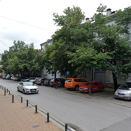 Hostel Flow House Centar Novi Sad Luaran gambar