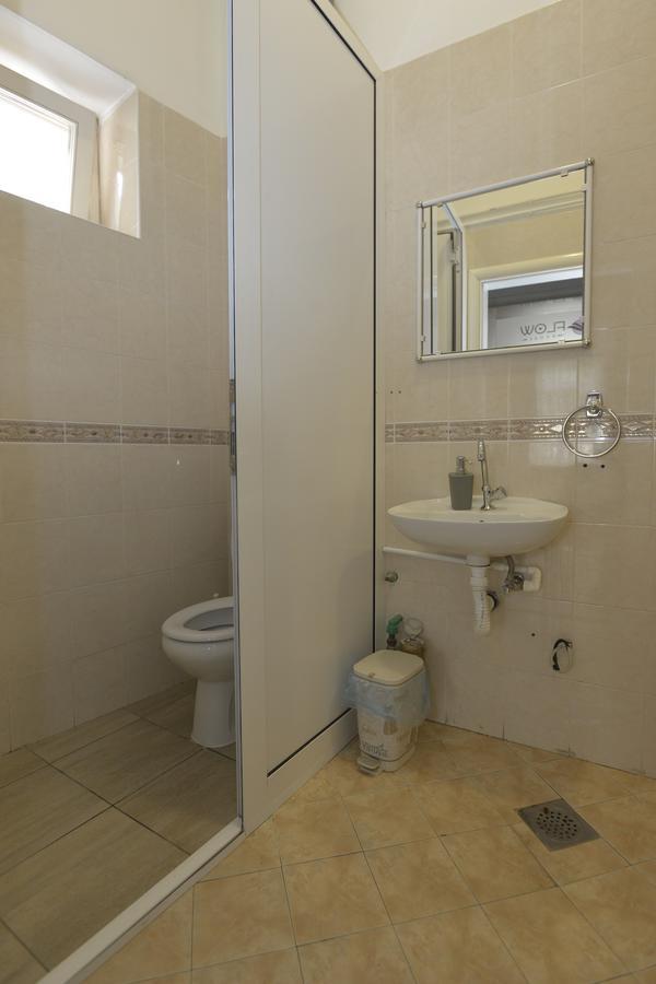 Hostel Flow House Centar Novi Sad Luaran gambar